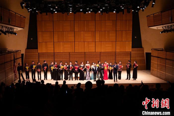 “2024中国海外青年音乐人才音乐会”在纽约举行 “2024中国海外青年音乐人才音乐会”在纽约举行