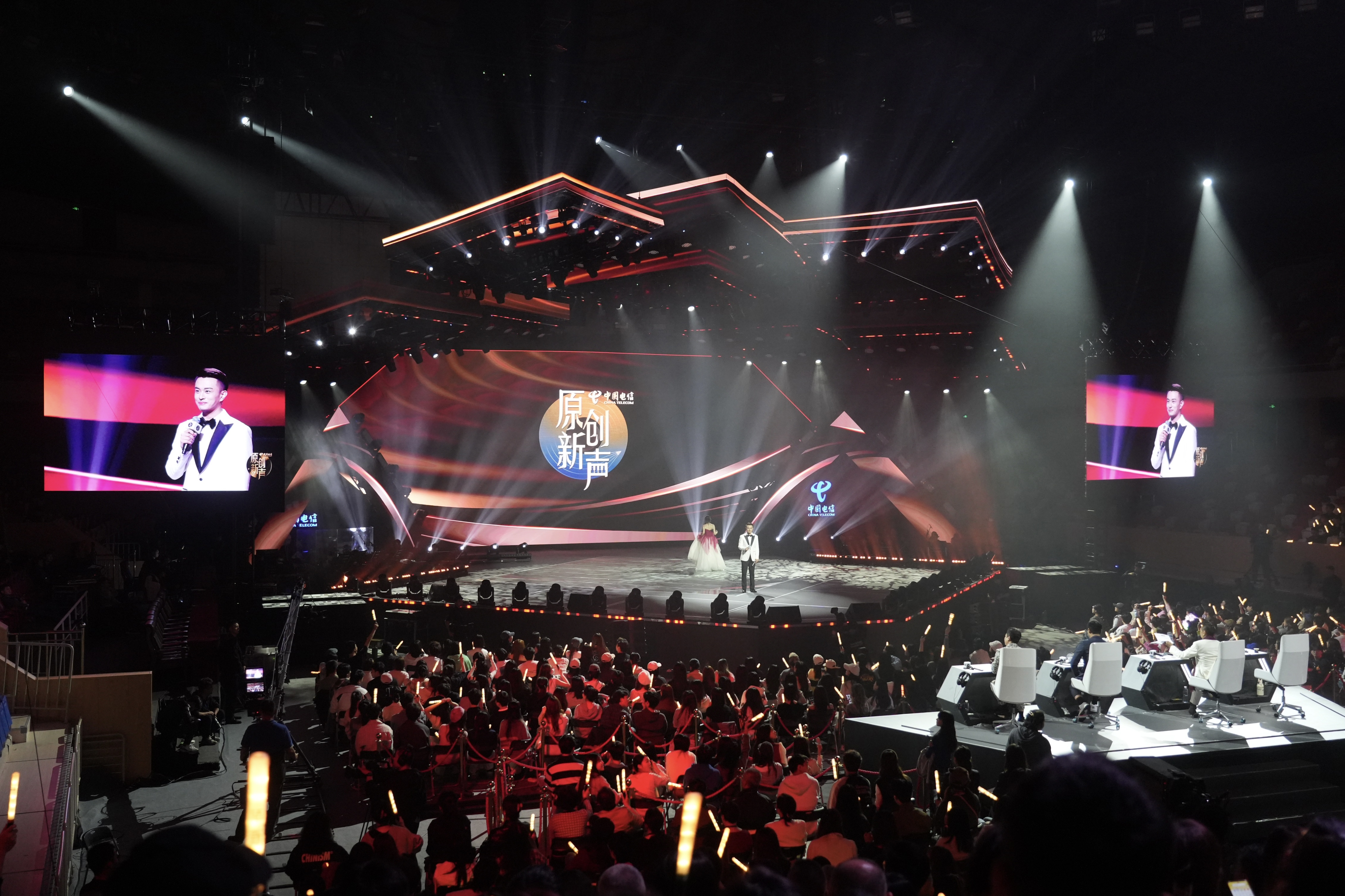 九游娱乐:新“声”代|《原创新声》2024总决赛圆满落幕新声力量闪耀音乐之都 九游娱乐:新“声”代|《原创新声》2024总决赛圆满落幕新声力量闪耀音乐之都