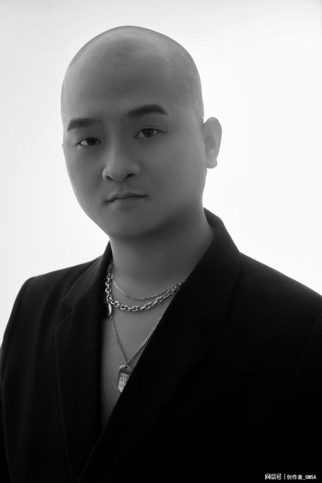 华语原创感恩歌手光头哥深情演唱原创歌曲《孝敬父母》全国发行(图8)