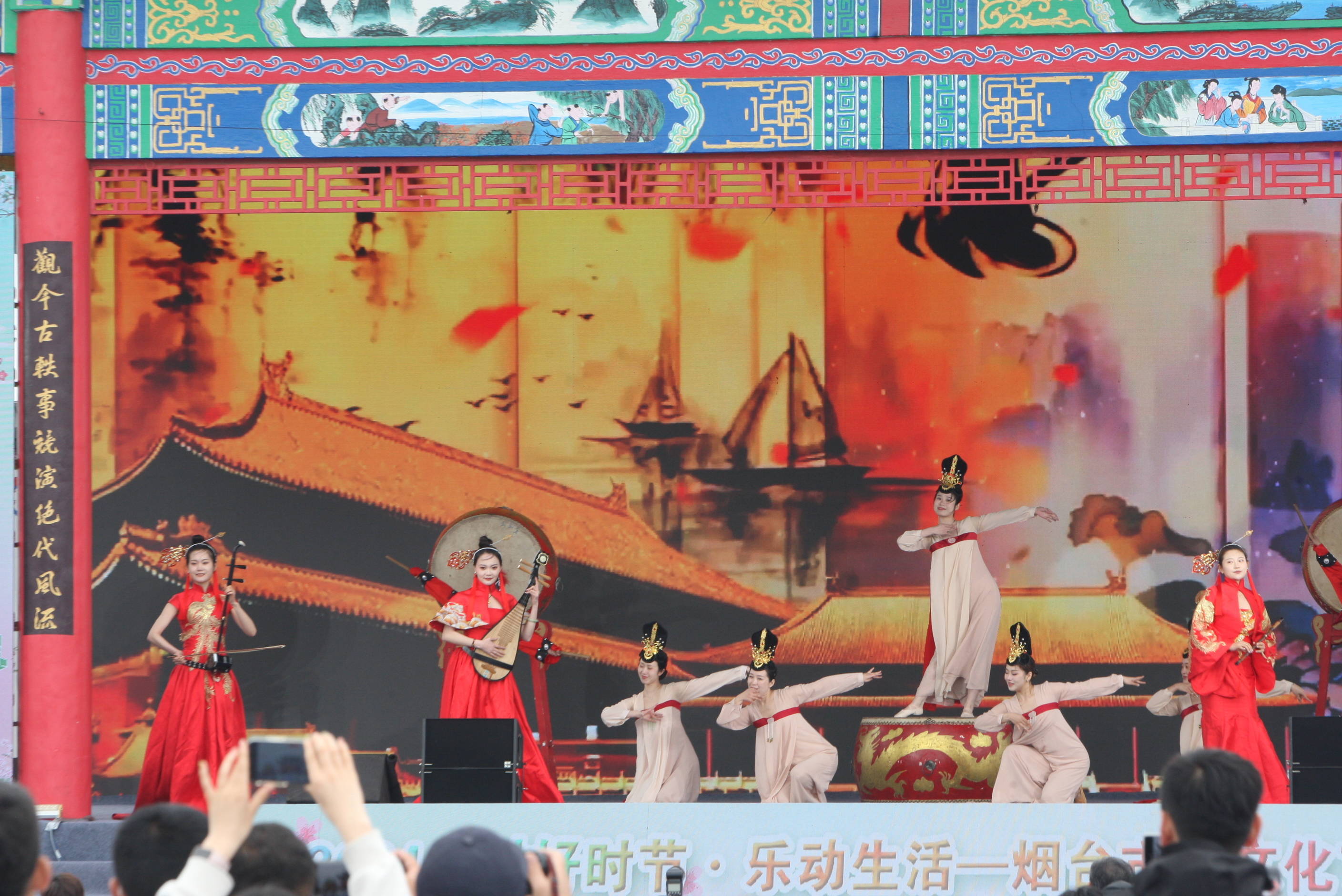 九游娱乐文化：风起梨花醉！这个周末烟台两场梨花节争奇斗艳(图2)