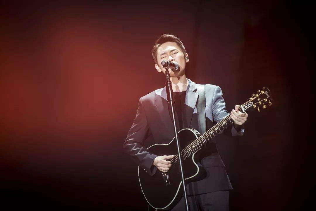 “淡黄的长裙”遭吐槽这锅修音师背不背丨业内说(图4)
