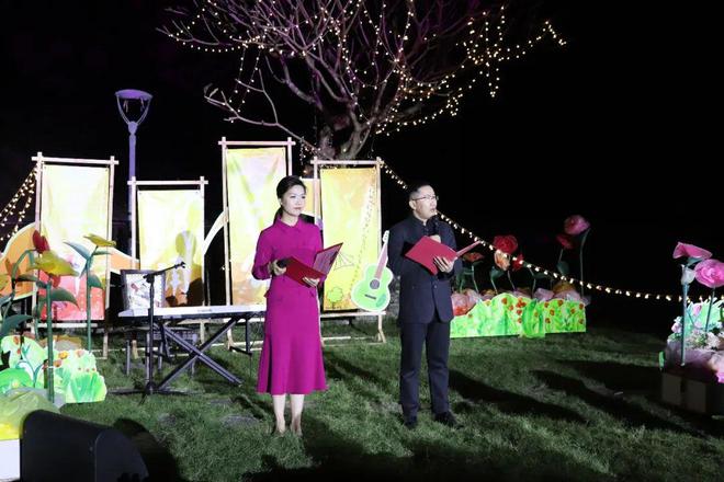朗诵传情歌声悠扬！“声入人心”草坪朗诵音乐会精彩纷呈