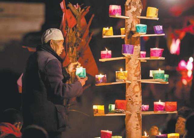 九游娱乐文化：米脂县强化“保护、传承、发展”历史文化让非遗项目留下来、活起来——非遗绘银州匠心传新韵(图4)