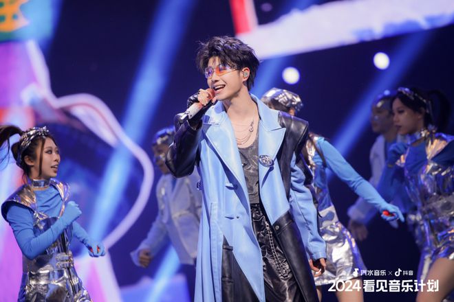 一份华语乐坛营销趋势的“年终总结”｜2024汽水音乐抖音看见音乐计划观察(图1)
