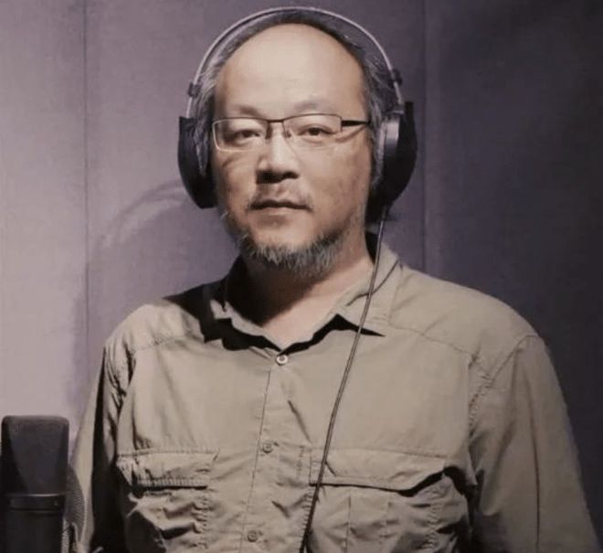 九游娱乐：窦靖童：我的天后妈妈钱多到用不完但穷苦潦倒的爸爸是我的心病(图12)