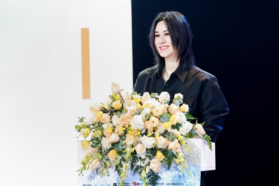 九游娱乐文化：两岸（厦门）青年音乐人创作营结营啦！尚雯婕开奖推广曲新鲜出炉～(图2)