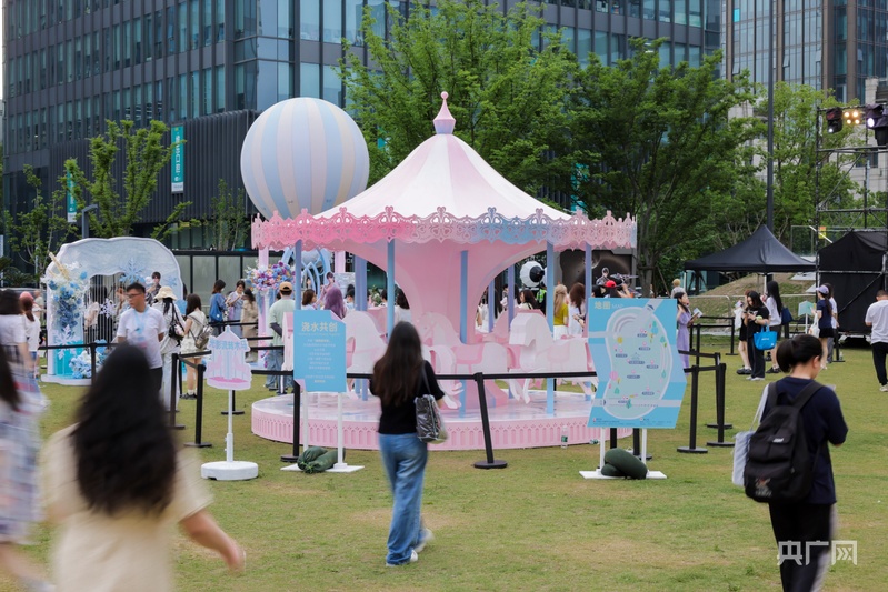 “次元奇遇”拓宽消费新场景都市青年在“杨数浦”感受美好生活