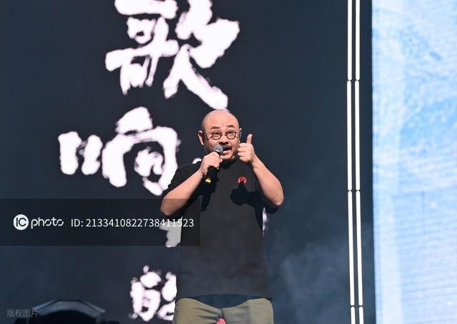 刀郎在演唱会上点个名就是露出狰狞面目？到底是谁在搞网暴？(图3)