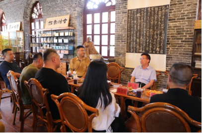 知名音乐人打卡云岩：邂逅音乐与美食的文昌之旅