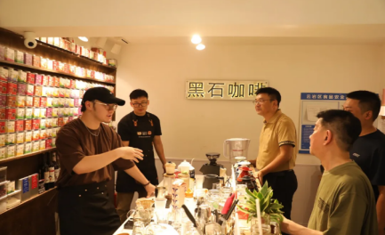 知名音乐人打卡云岩：邂逅音乐与美食的文昌之旅(图4)