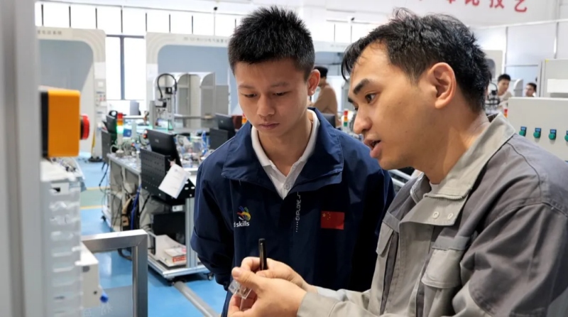 “组团式”教育帮扶为正安职教高质量发展献智添力