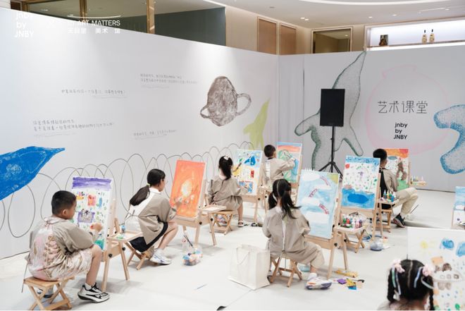 江南布衣童装艺术课堂：在创作中守护孩子的想象力