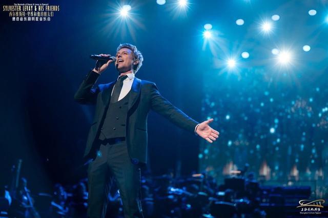 文化广场响起生日歌80岁里维带来德语音乐剧迷年度狂欢(图4)