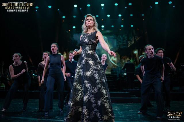 文化广场响起生日歌80岁里维带来德语音乐剧迷年度狂欢(图6)