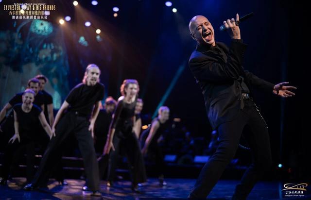 文化广场响起生日歌80岁里维带来德语音乐剧迷年度狂欢(图5)