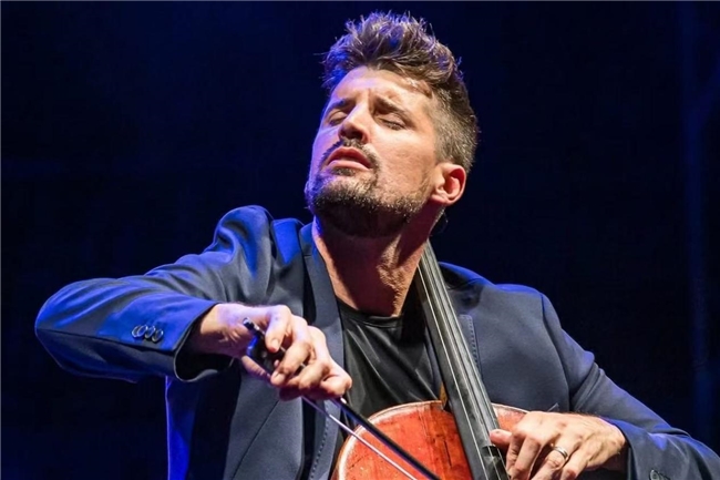 九游娱乐：见证传奇！从2CELLOS到个人原创卢卡·苏利克亚洲唯一演出上海站不容错过(图5)