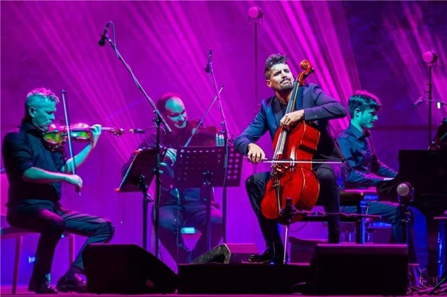 九游娱乐：见证传奇！从2CELLOS到个人原创卢卡·苏利克亚洲唯一演出上海站不容错过(图6)