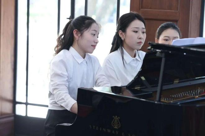 九游娱乐文化：我的育人故事⑤｜夏小燕：以融育美师道承扬(图4)