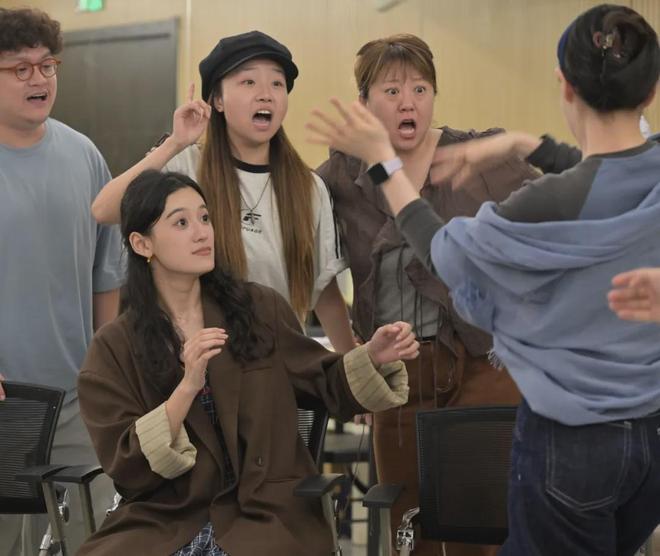 音乐剧《结婚狂想曲：KPI恋人》导演创作手记一部剧的真诚冒险(图3)