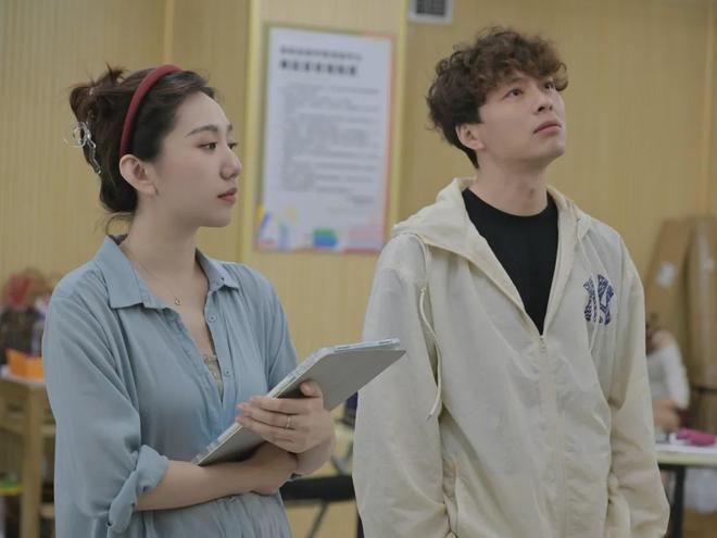 音乐剧《结婚狂想曲：KPI恋人》导演创作手记一部剧的真诚冒险