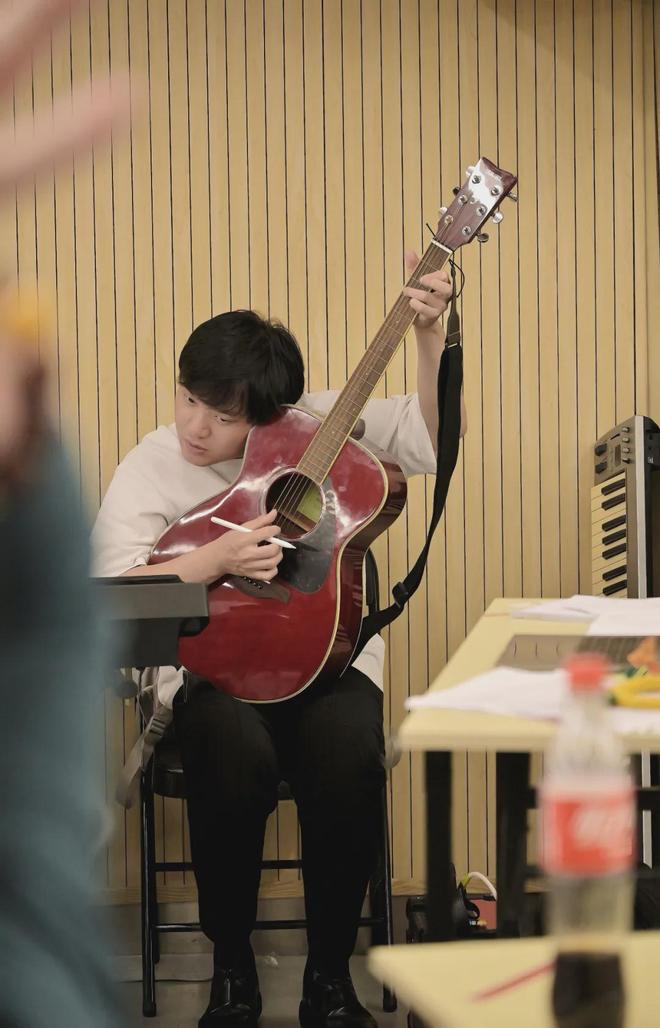 音乐剧《结婚狂想曲：KPI恋人》导演创作手记一部剧的真诚冒险(图6)