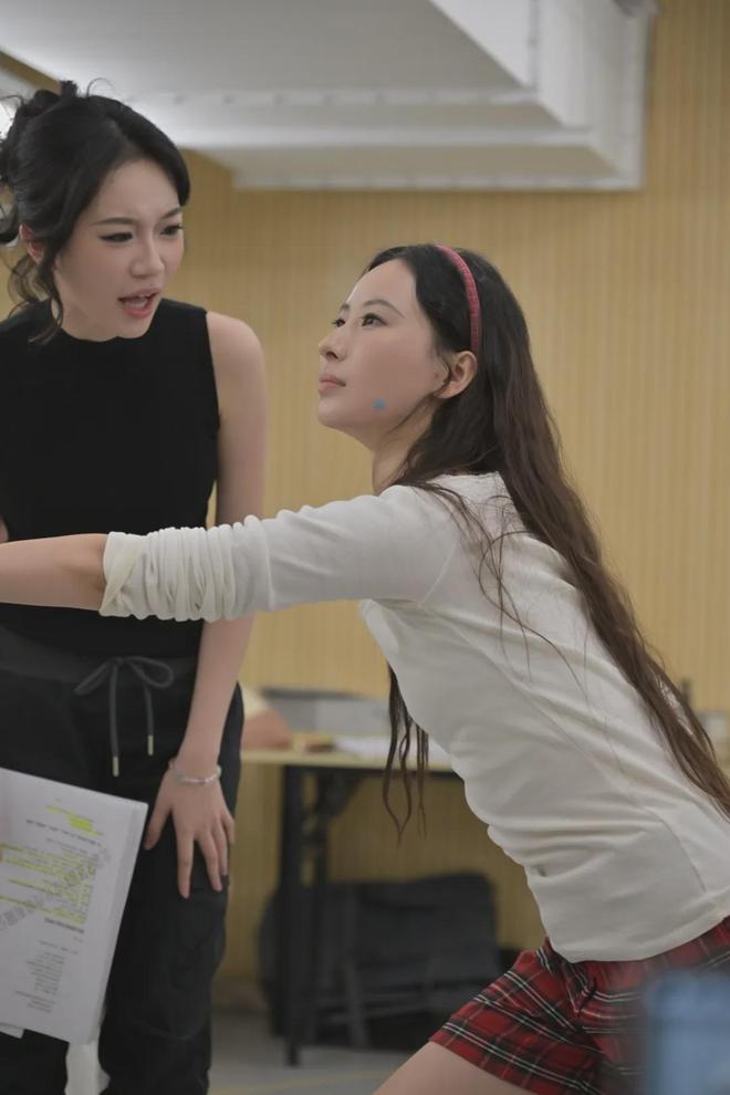 音乐剧《结婚狂想曲：KPI恋人》导演创作手记一部剧的真诚冒险(图4)