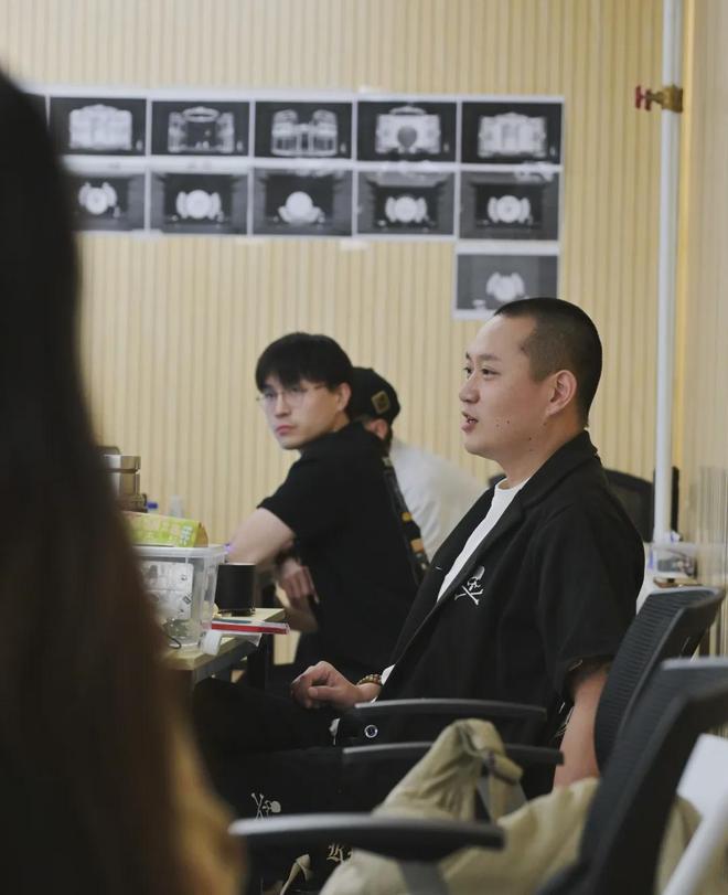 音乐剧《结婚狂想曲：KPI恋人》导演创作手记一部剧的真诚冒险(图8)