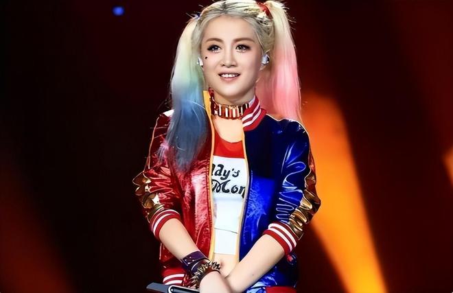 九游娱乐文化：好声音没夺冠却嫁给了爱奇艺总裁34岁就已经成为人生赢家！(图6)