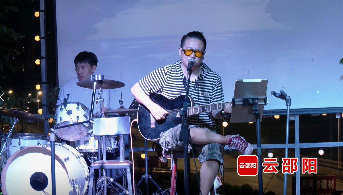 为“湘超”铸战歌！邵阳本土音乐人原创《家湘》致敬每一位拼搏的家乡人(图2)