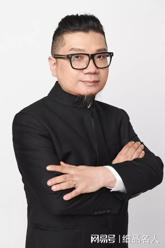 九游娱乐文化：于朦胧坠楼身亡！导演程青松不该遭质疑(图6)