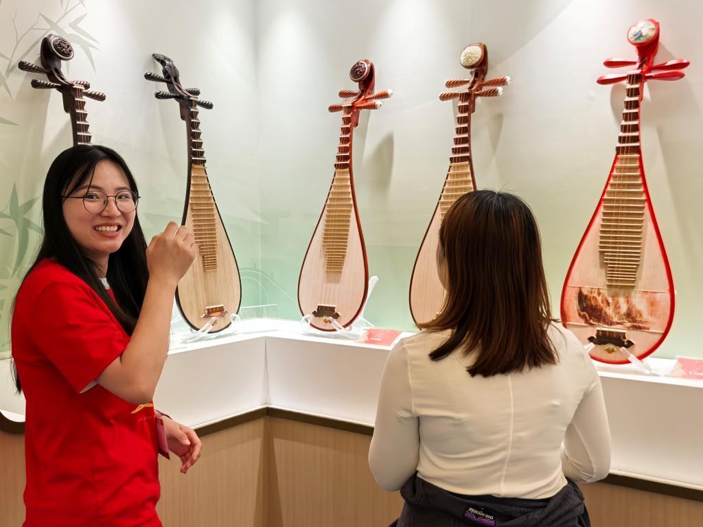 从“懂五线谱”到“会编程”上海国际乐器展勾勒行业未来方向