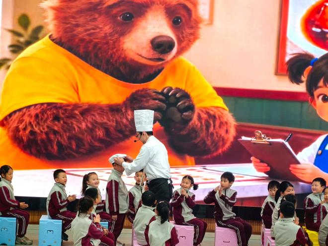 魔法耳朵听农场吉他弹唱做红烧肉？松江这所学校的音乐课太有趣了！(图2)