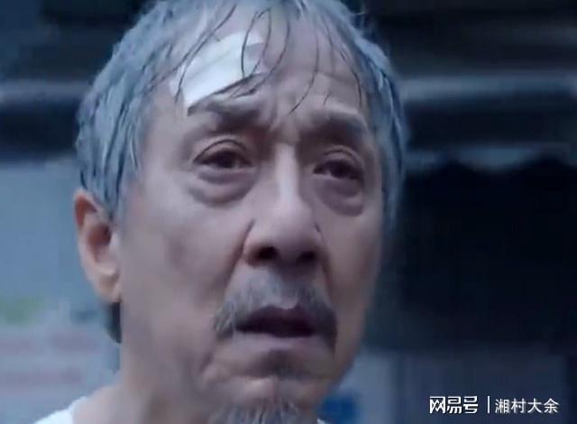 71岁成龙自曝已制作“告别的歌”、将在自己去世那天发布 71岁成龙自曝已制作“告别的歌”、将在自己去世那天发布