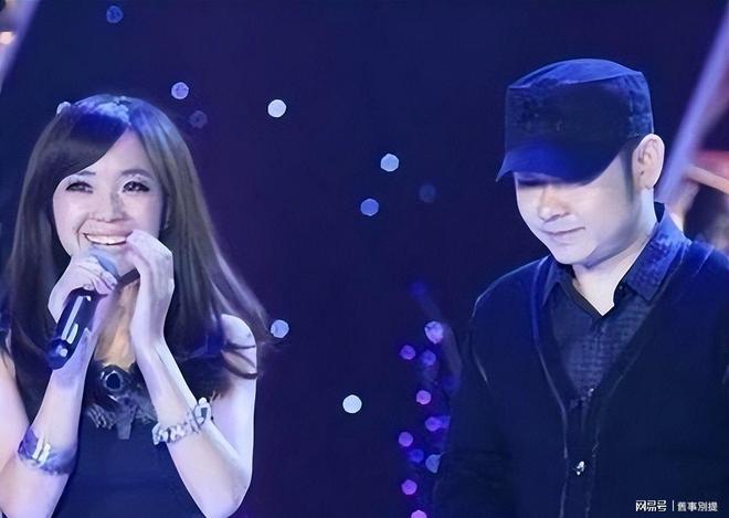 九游娱乐文化：刀郎演唱会投入巨资却被19岁少女抢走风头(图4)