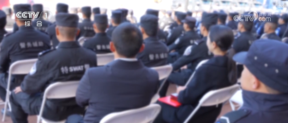 从看得见的守护到隐秘处的坚守他们用责任担当书写“人民警察为人民”庄严承诺(图8)