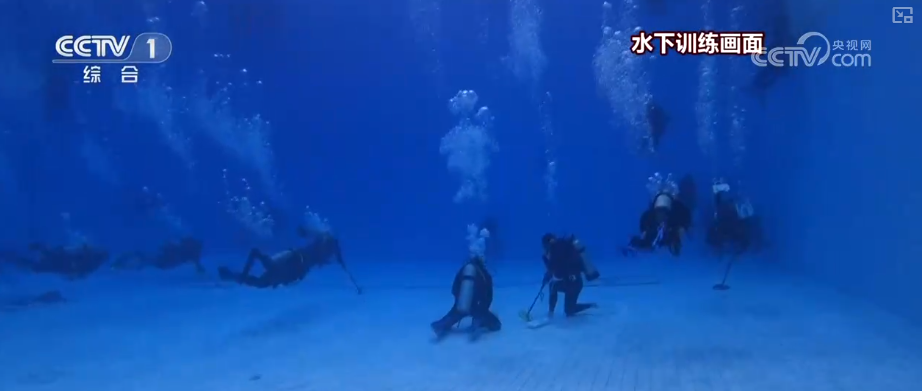 从看得见的守护到隐秘处的坚守他们用责任担当书写“人民警察为人民”庄严承诺(图16)