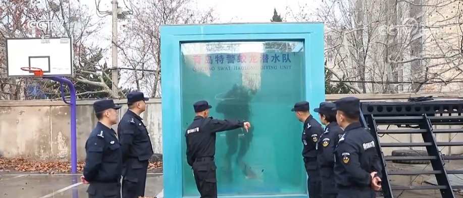 从看得见的守护到隐秘处的坚守他们用责任担当书写“人民警察为人民”庄严承诺(图21)