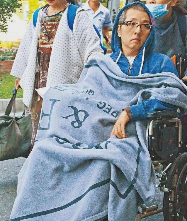 众星悼念袁惟仁“小胖老师”一路走好(图2)