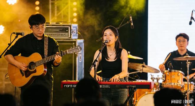 清唱歌词的音频一上传AI编曲软件帮原创音乐人做出完整编曲伴奏(图4)