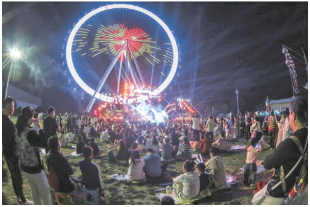 把济南的烟火谱成歌曲山大路85号不只是一个小酒馆(图1)