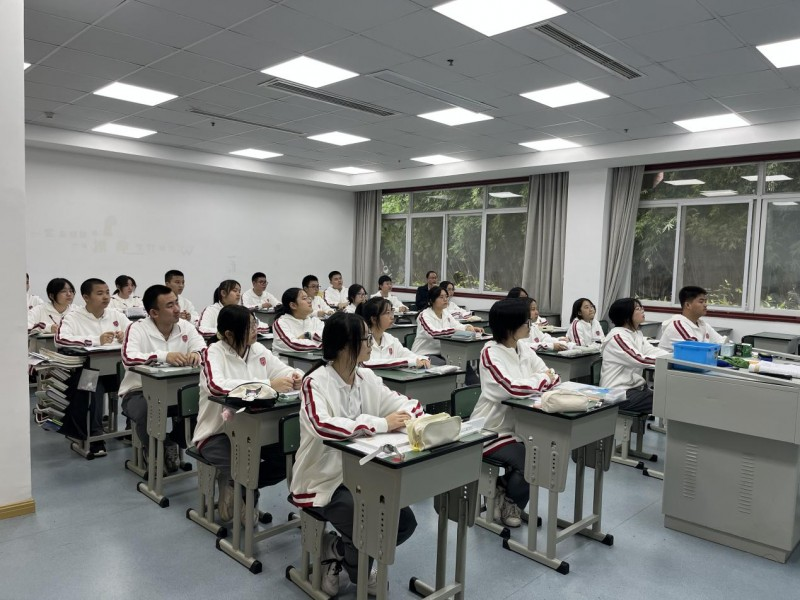 以歌育心以乐铸魂｜丹秋美亚学校校歌《美亚少年勇敢去闯》正式发