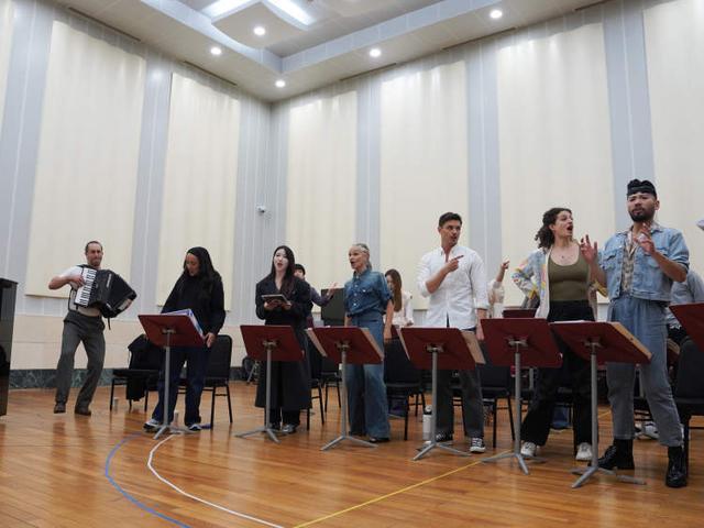 库珀·戈丁和音乐剧“大彗星”回上海啦！中外主创紧锣密鼓排练中(图7)