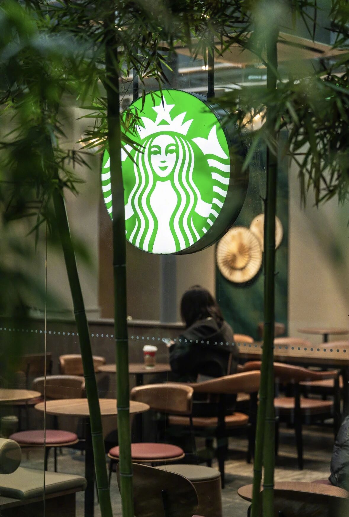 “独立”的星巴克开始发力下沉市场？