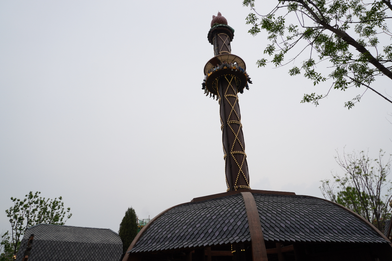 九游娱乐：泡泡玛特城市乐园补上的不只是海盗船、跳楼机(图9)